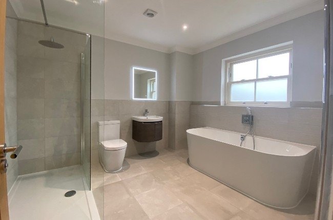 Plot 1 Bathroom
