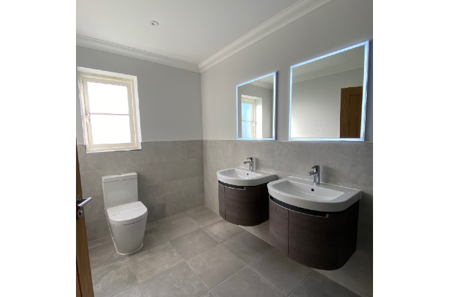 Plot 3 Ensuite
